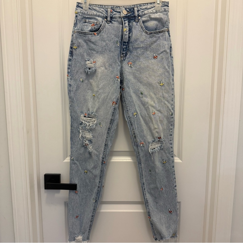 Tinseltown Light Blue Mushroom Embroidered High Waisted Jeans